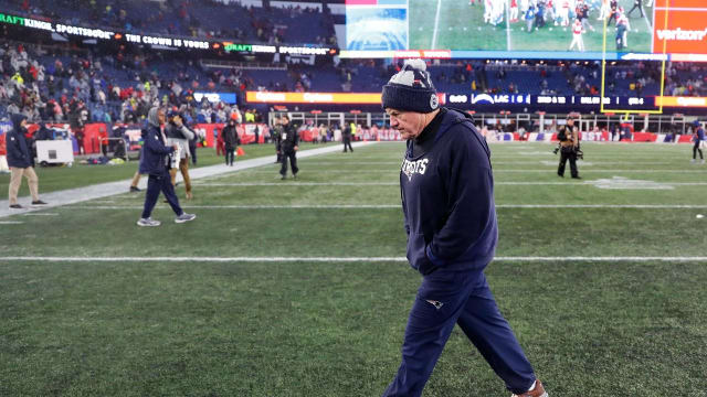 Patriots - Bill Belichick Leaving Field